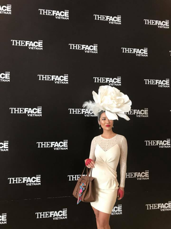 Tình cũ Kim Lý chơi trội với phong cách quý tộc trong buổi casting The Face Vietnam 2018